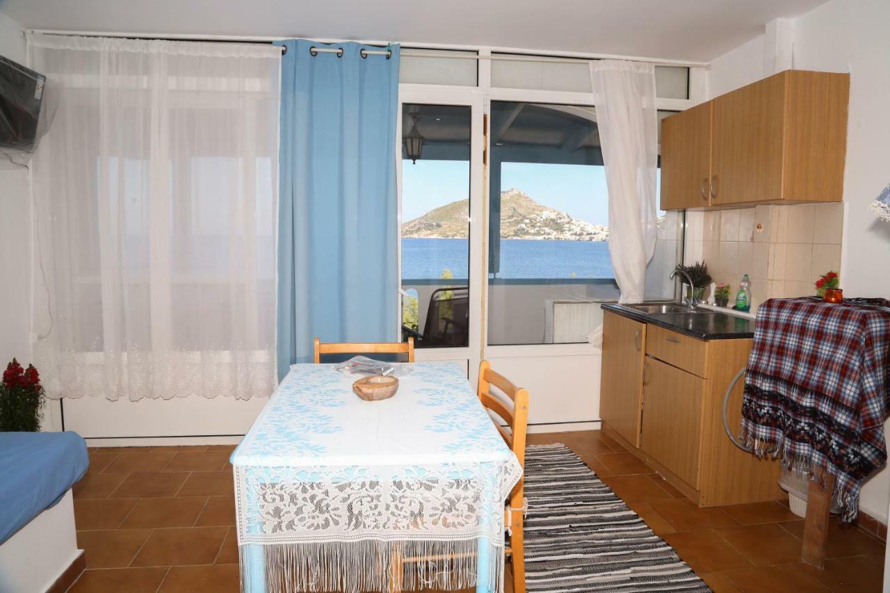 Tony'S Rooms Alinda  Bagian luar foto